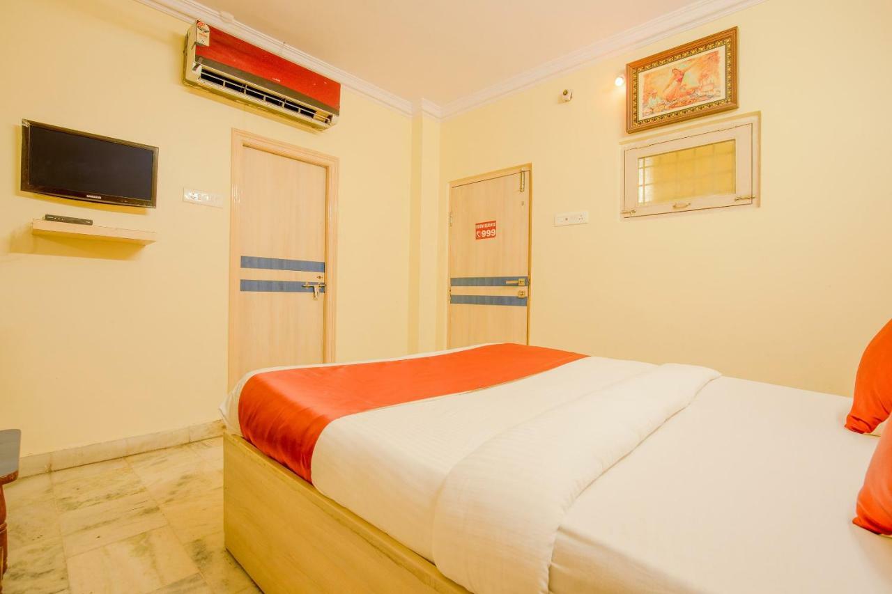 Oyo 13494 Hotel Nakshatra Inn Хайдарабад Экстерьер фото